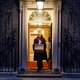 Boris Johnson stuurt topadviseur en Brexitstrateeg Dominic Cummings de laan uit