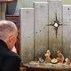 Banksy plaatst nieuw kunstwerk in Bethlehem:  een ‘aangepaste kerststal’