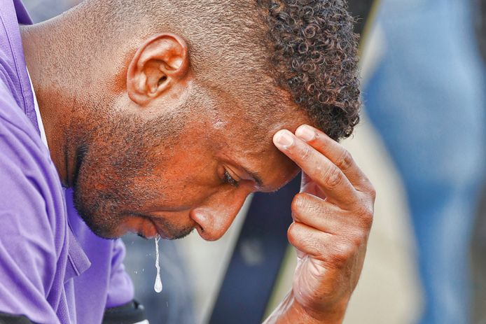 Oud-voetballer Mendes da Silva blijft nog twee weken langer in de cel voor drugshandel | Binnenland | AD.nl