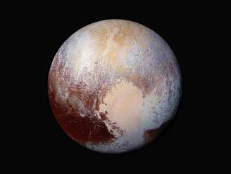 "Pluto misschien toch een volwaardige planeet"