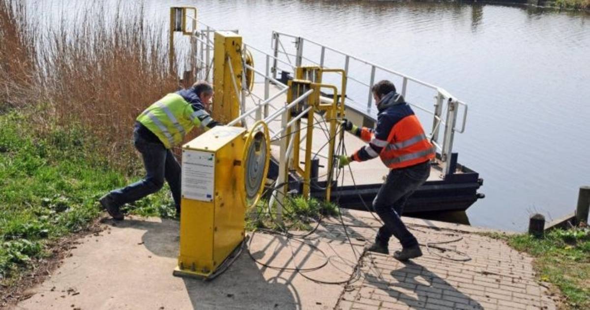 Pontje in Persingen vernield en aan de ketting