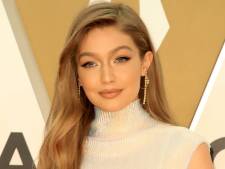 Gigi Hadid leert dochter in Nederlands ‘oma’ zeggen na nare opmerking over vader