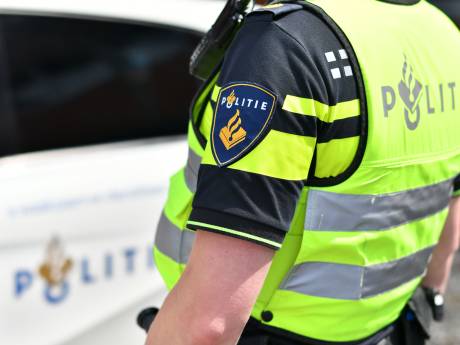 Duo in auto klemgereden en met geweld beroofd in Berkhout