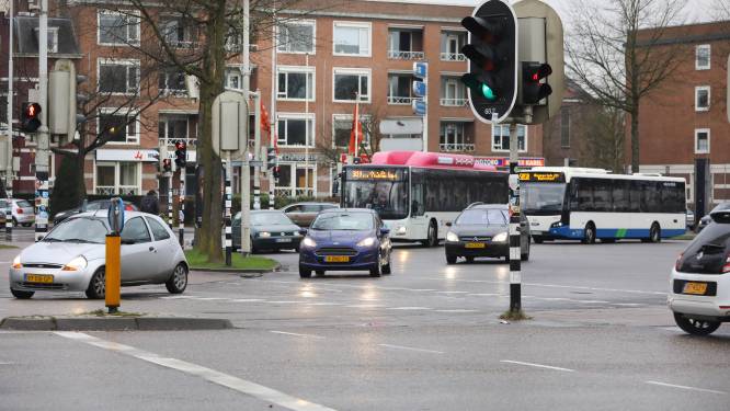 Wat de nieuwe, slimme verkeerslichten op het Keizer Karelplein betekenen voor Nijmegen (en wat niet)