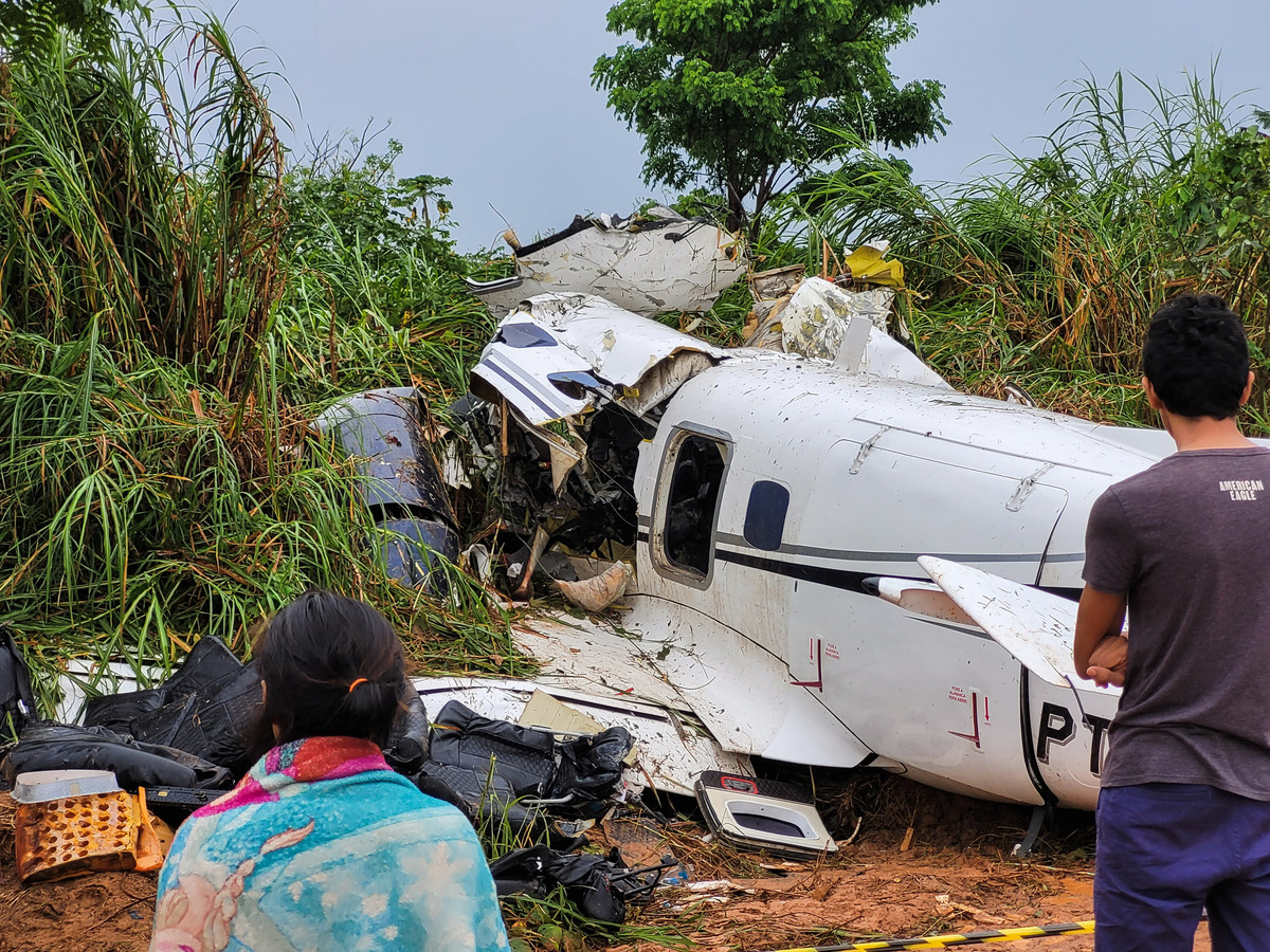 14 Personnes Perdent La Vie Dans Le Crash Dun Avion Au Brésil Foto 7sur7be