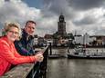 Bertina Mulder schreef een boek over de mysterieuze flessenpost die pontjesbaas Georg Keibler vier jaar geleden vond.