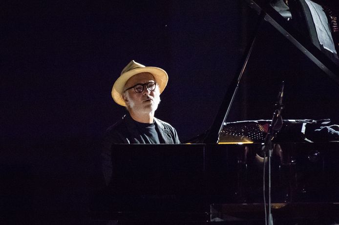 Ludovico Einaudi tijdens een concert in Caserta, Italië.