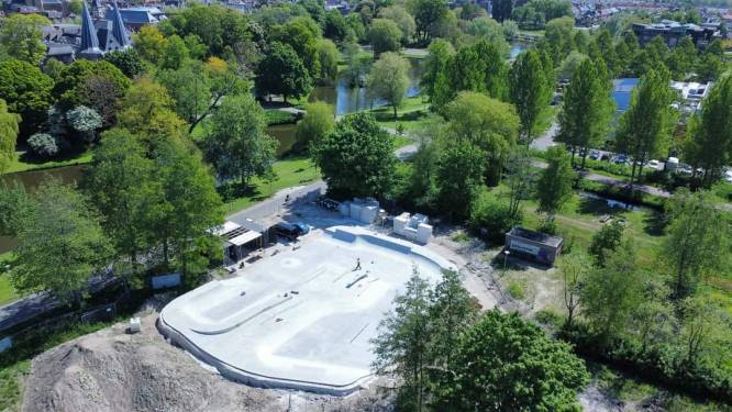 Nieuwe skatepark Kampen officieel open voor skaters: ‘Grondwerk was sneller af dan gepland’