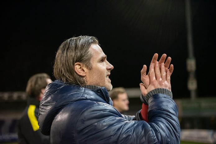 Hans Cornelis kan de titel ruiken, maar blijft rustig: "We mogen er niet van uitgaan dat we kampioen worden."