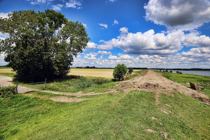 Laatste stuk Fietspadroute Rondje Eiland wordt aangelegd bij Zuidland langs het Spui.