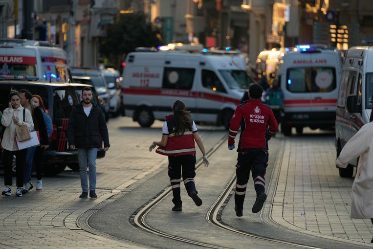 Il governo turco attribuisce ai curdi siriani l’attentato a una via dello shopping a Istanbul.  Arrestato il sospetto criminale