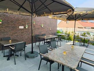 Brasserie De Heylige in Oudsbergen voert rookverbod op buitenterras in: “De klanten zullen hier wel aan wennen”