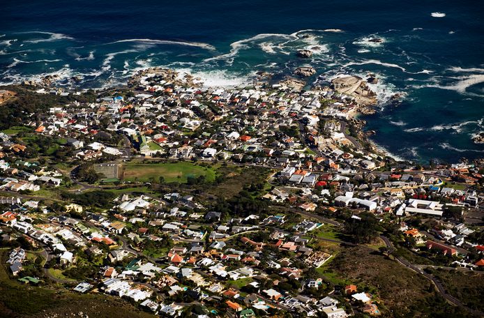 Archiefbeeld ter illustratie: stadsgezicht van Kaapstad gezien vanaf de Tafelberg