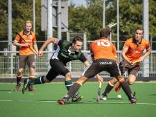 Zutphen incasseert acht treffers, hockeysters van Deventer zonder moeite langs Almelo