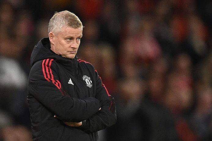 Ole Gunnar Solskjaer, de coach van Manchester United moet een ontslag vrezen na een 0-5-nederlaag tegen Liverpool.