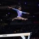 Simone Biles moest presteren voor Amerika. Nu leert ze de wereld: niet perfect zijn is oké