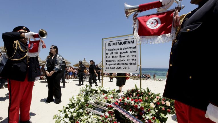 Een gedenkteken voor de slachtoffers van de aanval in Sousse begin deze maand. Beeld reuters