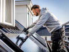 Zonnepanelen huren in plaats van kopen, is dat slim?
