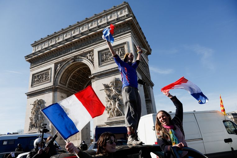 Foto in bianco Reuters