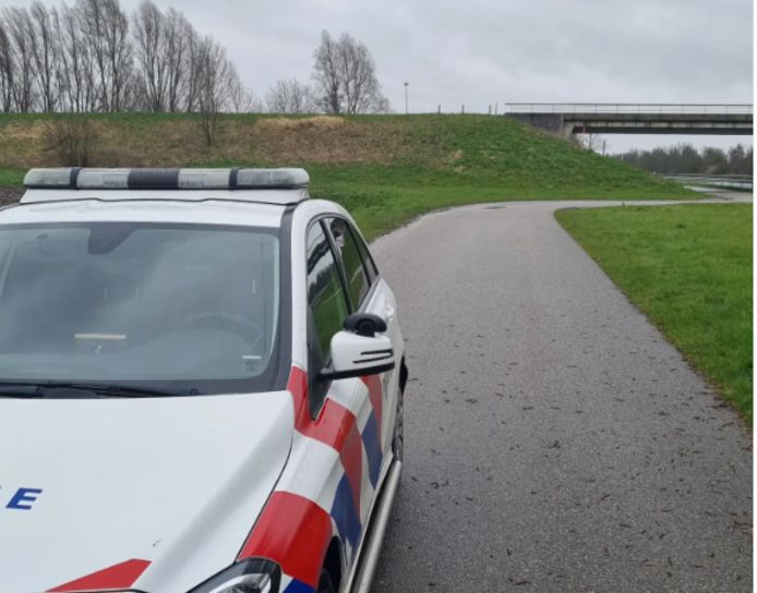 De politie is nog op de plek van het incident gaan kijken.