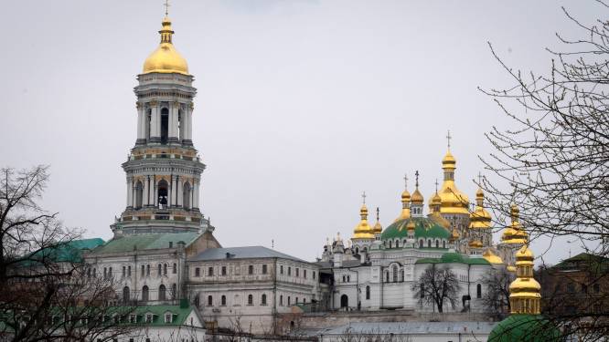 Huiszoeking bij hoofd van wereldberoemd orthodox klooster in Kiev: “Verdacht van werken voor Rusland”