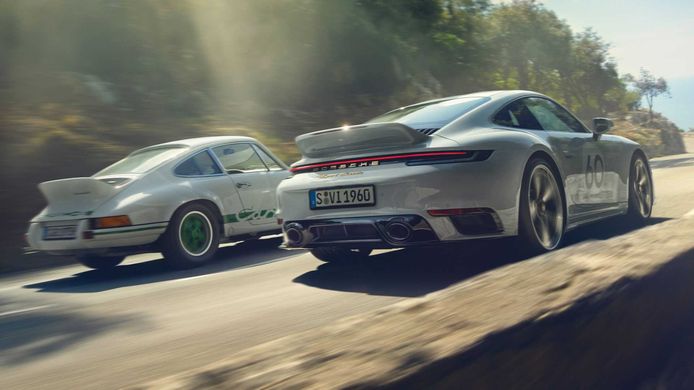 De Porsche 911 Sport Classic heeft dezelfde 'eendenstaart' - oftewel: Ducktail-spoiler als de iconische Porsche 911 RS uit 1973.