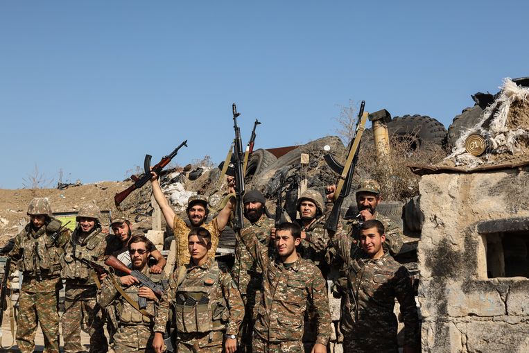 Azerbeidzjaanse strijdkrachten in de Mardakert-regio. Beeld Photo News