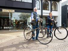 Zwelgen in nostalgisch Ommen: via negentiende eeuw fietsend door oorlog en jeugd van onze vader