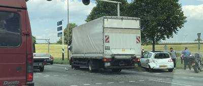 Botsing op de Pleyroute, een uur vertraging