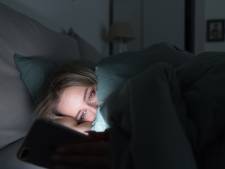 Comment passer de meilleures nuits? “Même une petite lumière dans votre chambre peut perturber votre sommeil”