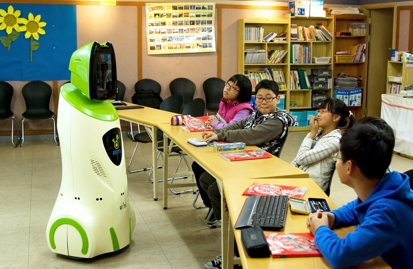 Школа будущего с роботами