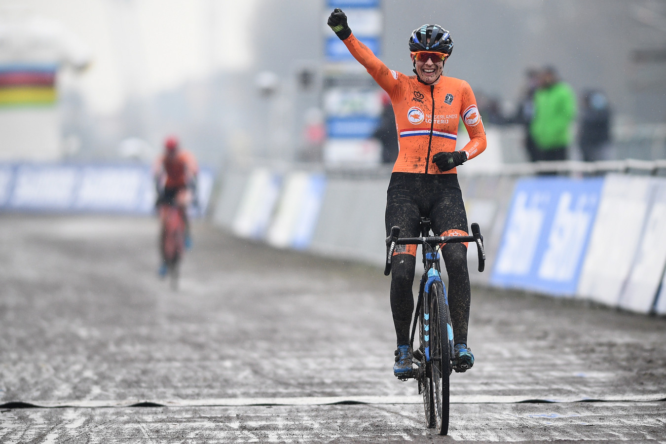 Het opvallende verhaal van Lucinda Brand, wereldkampioene én