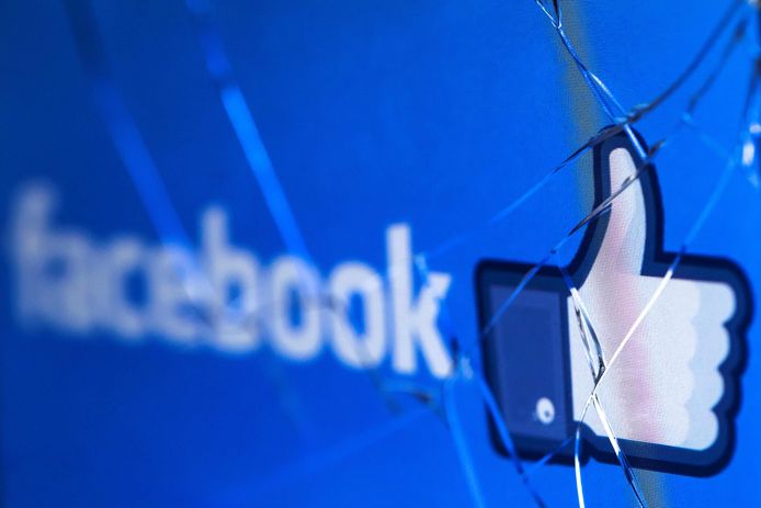 De laatste jaren heeft Facebook meermaals reputatieschade opgelopen, onder andere door de affaire van de Russische manipulatie van het sociale netwerk bij de presidentsverkiezingen in 2016 en later toen bleek dat het de persoonlijke gegevens van haar gebruikers niet goed beschermde.