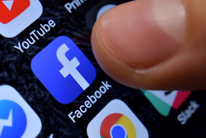 Le nombre de Belges actifs sur Facebook a reculé de 7,3% entre février et août, à 6,8 millions de membres.