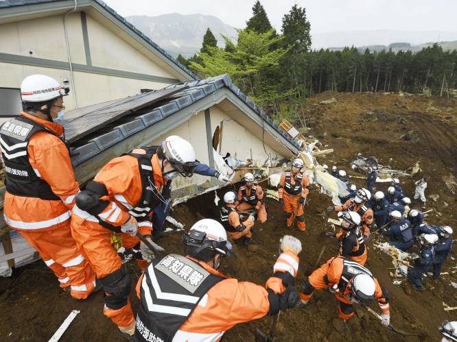 Aantal doden aardbevingen Japan loopt verder op