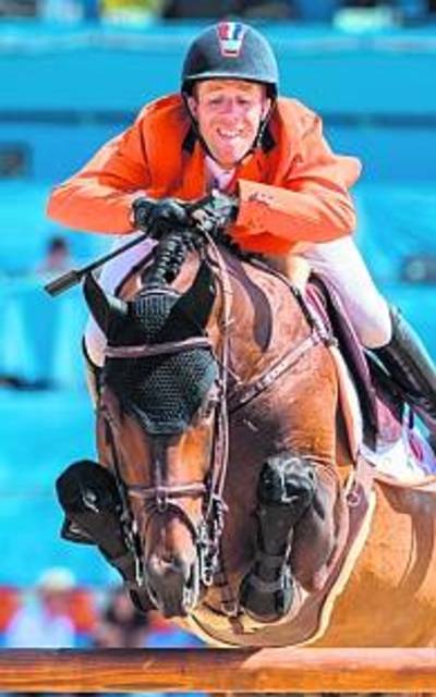 Springruiter Van der Vleuten derde bij GP in Valkenswaard