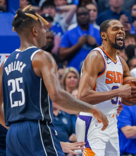Durant éclaire les Suns à Dallas, les Lakers gâchent le retour de Curry