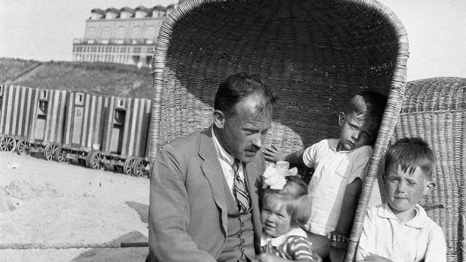 Geen blote rug op het strand in 1924

