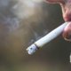 Nederlandse vader slaat man het ziekenhuis in omdat hij een sigaret rookt