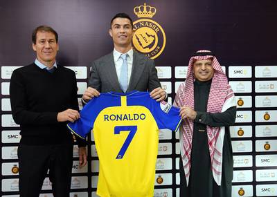 Cristiano Ronaldo touchera 400 millions d'euros en Arabie saoudite: ce qu'il faut savoir sur ce contrat en or massif