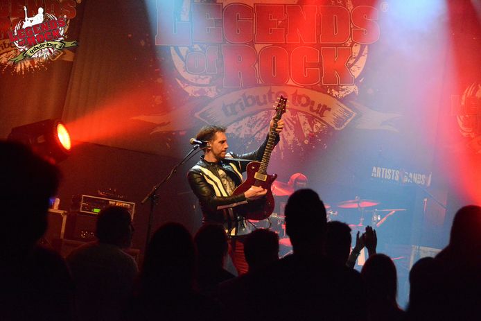 The Muse Experience tijdens een eerder optreden. De band is een van de deelnemers aan het jubileumfeestje.
