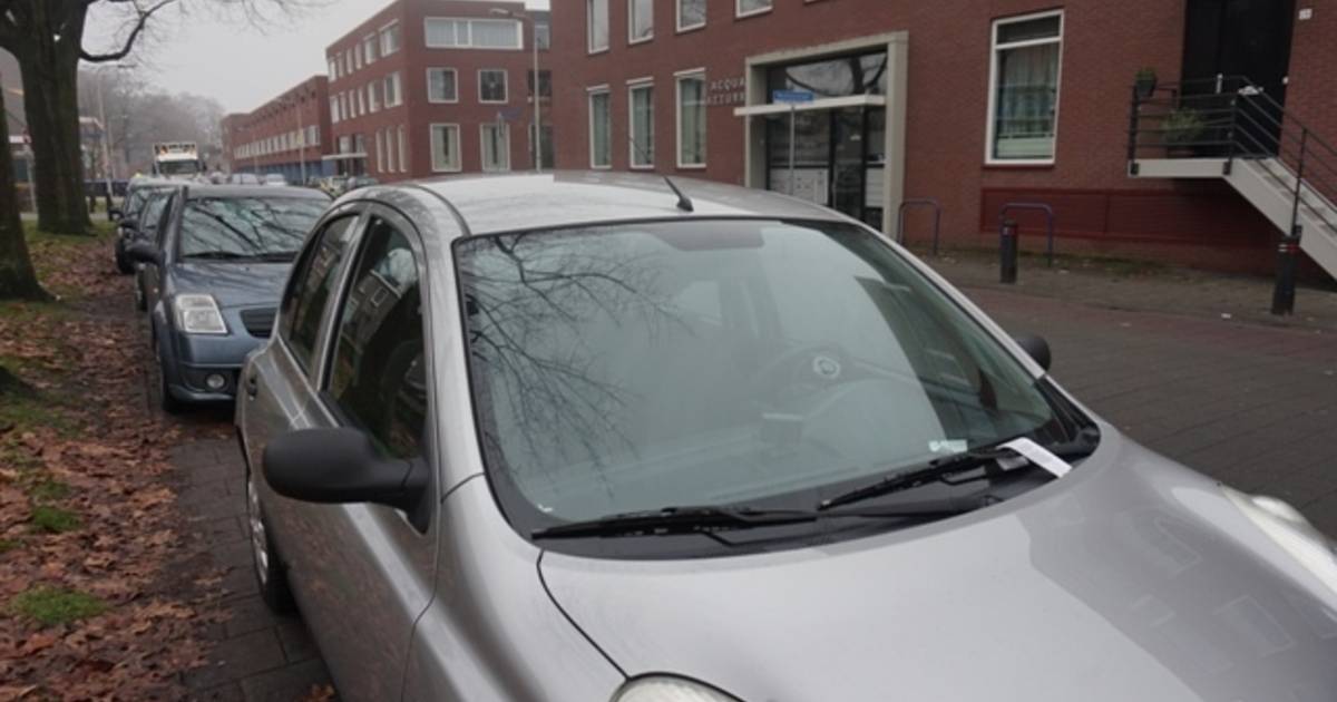 Ludieke acties tegen parkeeroverlast in wijken rondom Ringbaan West | Stadsgezicht Tilburg