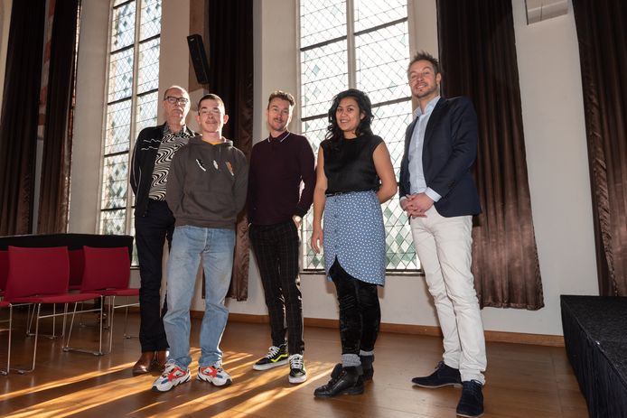 Ron Jagers, Koen Van Eeckhoutte, Martin Honings, Adinda van Wely en Joram Albus.