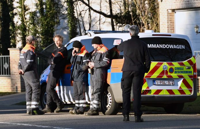 Politie rolt grote cannabisplantage langs Diestsesteenweg in Linden op