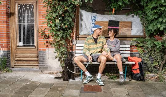 ‘Matches worden in het echte leven gemaakt, niet online’: Gytha en Thomas kusten nog voor de eerste babbel