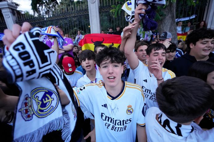 Real Madrid-fans verzamelden zich om een feestje te vieren.
