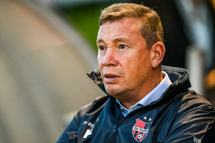 Trainer Leeroy Echteld van De Treffers.