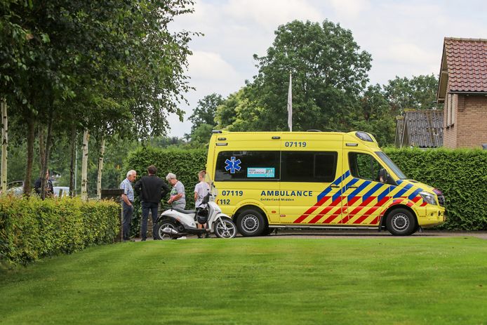 Scooterrijder gewond na valpartij Terschuur.