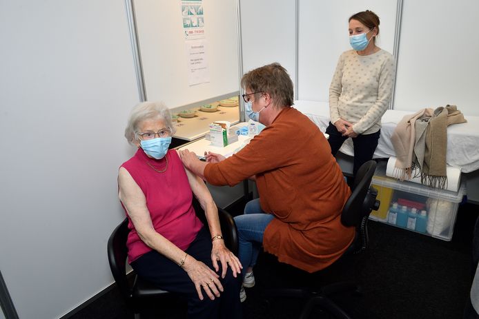 In de regio al meer dan 1,1 miljoen prikken in bovenarmen gezet.