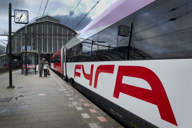Een Fyra trein op Amsterdam CS. Beeld ANP